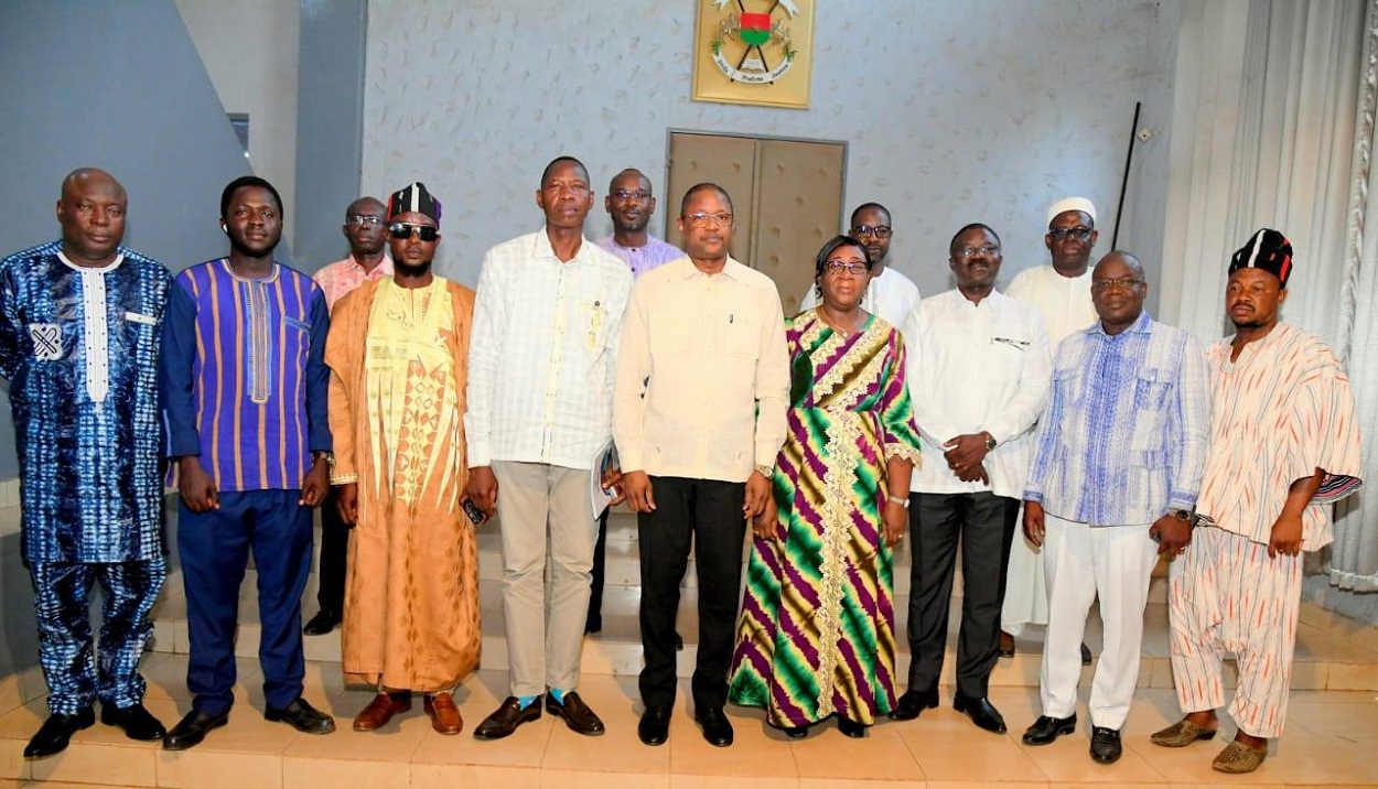  Effort de paix : la diaspora du Ghana, de la Californie du sud, et des étudiants burkinabè de la Côte d’Ivoire mobilisent 25 millions 800 cent mille francs CFA.